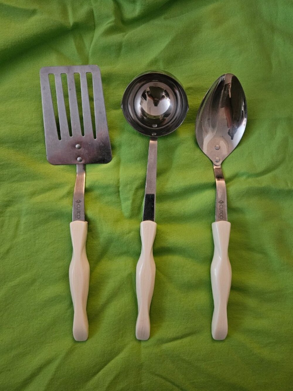 Vintage CUTCO White Pearl Lot Of 3 Spatula Ladle Serving Spoon READ